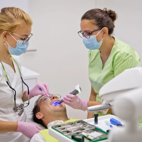 Mondhygiënist Almere behandeling